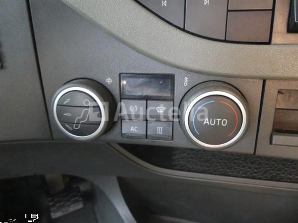 Grote foto volvo fh trekker 2016 704.996 km vin yv2rt40d2gb769077 doe het zelf en verbouw vrachtwagens