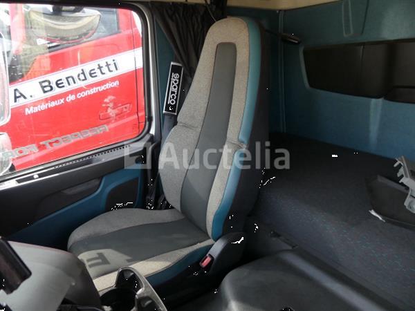 Grote foto volvo fm curb truck 2016 561.954 km vin yv2x922c5ga795659 doe het zelf en verbouw vrachtwagens