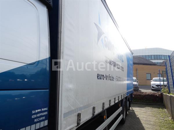 Grote foto volvo fm curb truck 2016 561.954 km vin yv2x922c5ga795659 doe het zelf en verbouw vrachtwagens