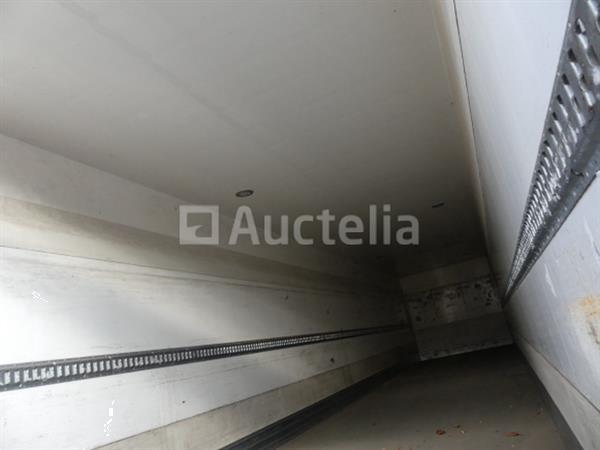 Grote foto oplegger renders renders 2011 vin ya5b201a030s60858 doe het zelf en verbouw opleggers