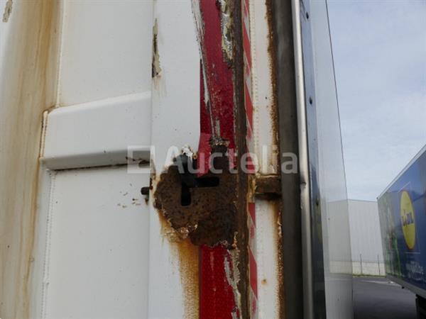 Grote foto oplegger renders renders 2011 vin ya5b201a030s60858 doe het zelf en verbouw opleggers