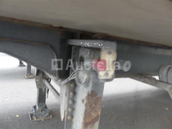 Grote foto oplegger renders renders 2011 vin ya5b201a030s60858 doe het zelf en verbouw opleggers