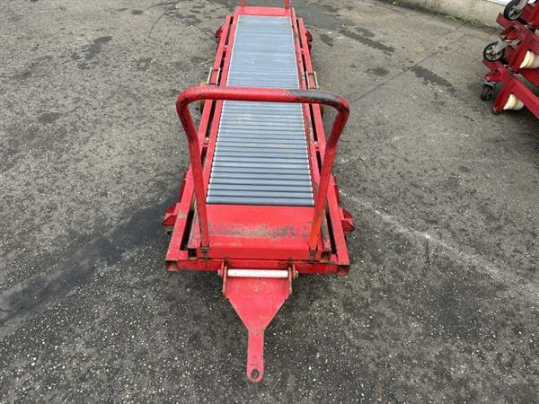 Grote foto taks oogstwagen met rollenbaan baanbreedte 55 cm agrarisch aanhangwagens