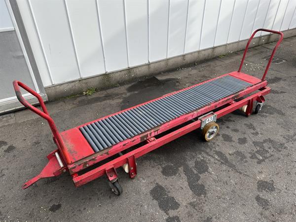 Grote foto taks oogstwagen met rollenbaan baanbreedte 55 cm agrarisch aanhangwagens
