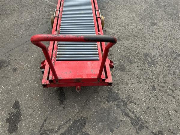 Grote foto taks oogstwagen met rollenbaan baanbreedte 55 cm agrarisch aanhangwagens