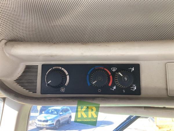 Grote foto john deere 6830 premium 51972 agrarisch tractoren