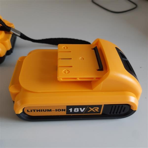 Grote foto boor en schroefmachine doe het zelf en verbouw handgereedschap