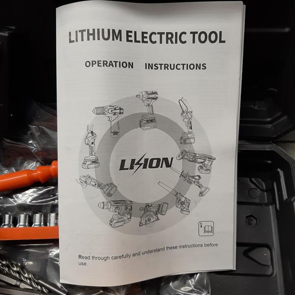 Grote foto boor en schroefmachine doe het zelf en verbouw handgereedschap