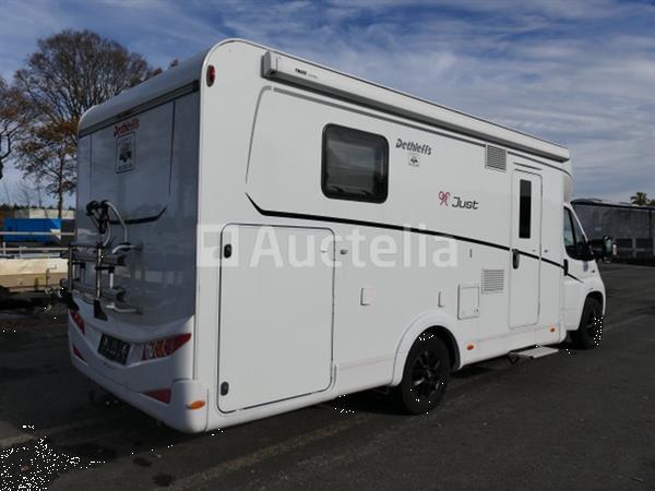 Grote foto stacaravan fiat dethleffs just t7052 90th anniversary series 2022 74.872 km vin zfa25000002t7795 caravans en kamperen campers