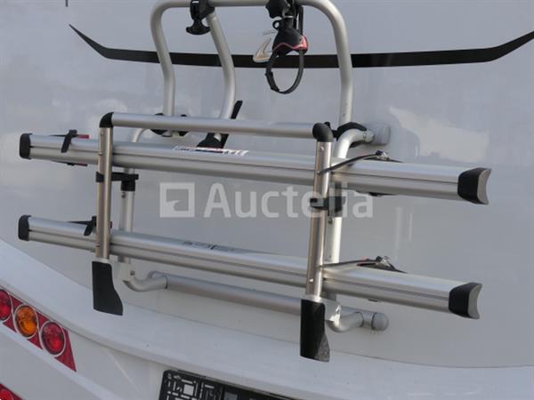 Grote foto stacaravan fiat dethleffs just t7052 90th anniversary series 2022 74.872 km vin zfa25000002t7795 caravans en kamperen campers