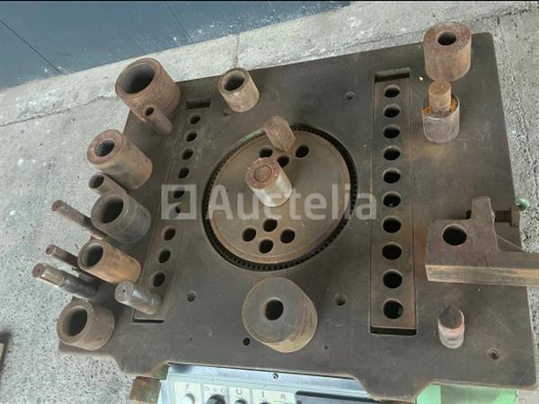 Grote foto feal progetti 1784 buigmachine doe het zelf en verbouw ijzerwaren en bevestigingsmiddelen