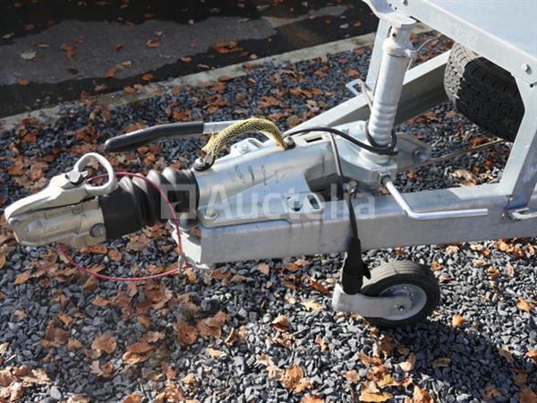 Grote foto dubbelassige aanhangwagen dragende machine met laadklep ifor williams 2hb vin sckd00000n0805155 agrarisch aanhangwagens