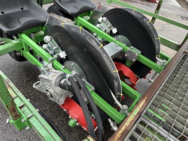 Grote foto basrijs disc planter bps 2r plantmachine 2 rijen agrarisch zaaimachines