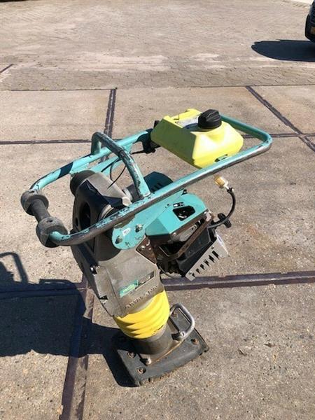 Grote foto gebruikte stamper ammann atr68 doe het zelf en verbouw overige doe het zelf en verbouw