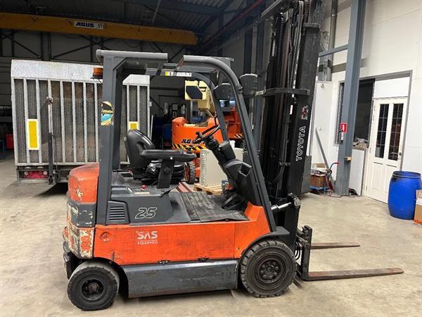 Grote foto toyota 7fbmf25 agrarisch heftrucks