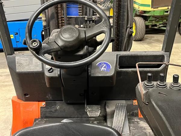 Grote foto toyota 7fbmf25 agrarisch heftrucks