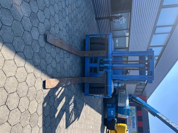 Grote foto clark diesel agrarisch heftrucks