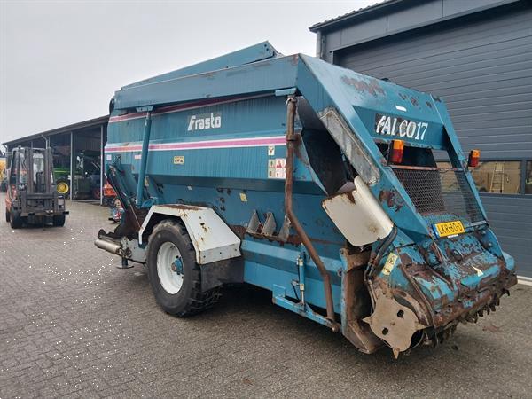 Grote foto frasto falco 17 voermengwagen met laadfrees agrarisch uithalers en verdelers