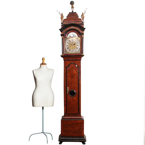 Grote foto amsterdams staand horloge in wortelnoten gesign. jan gobels ca 1765 no.332405 antiek en kunst overige in antiek gebruiksvoorwerpen