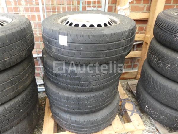 Grote foto 4 banden voor vw combi continental 205 65r16c 107 105t zomer agrarisch wielen