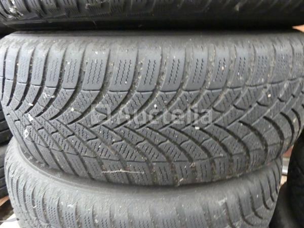 Grote foto 4 banden voor vw tiguan michelin 215 65r17 99h winter agrarisch wielen