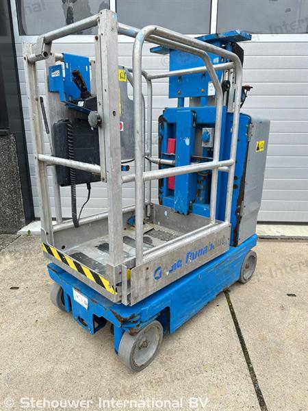 Grote foto genie gr12 mast hoogwerker masthoogwerker grc12 doe het zelf en verbouw hoogwerkers