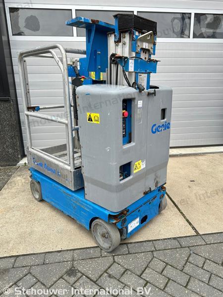 Grote foto genie gr12 mast hoogwerker masthoogwerker grc12 doe het zelf en verbouw hoogwerkers