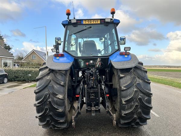 Grote foto new holland tm 165 agrarisch tractoren
