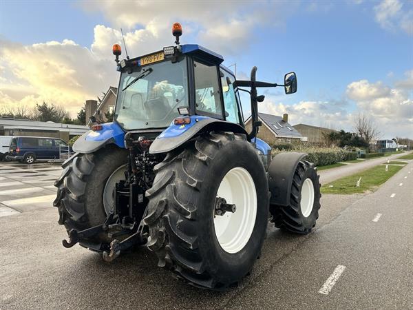 Grote foto new holland tm 165 agrarisch tractoren