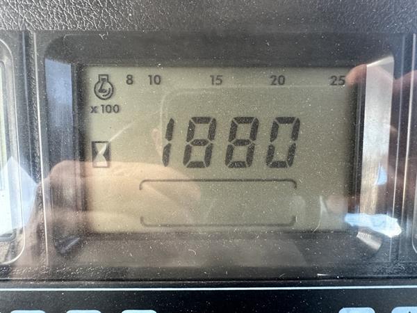 Grote foto new holland tm 165 agrarisch tractoren