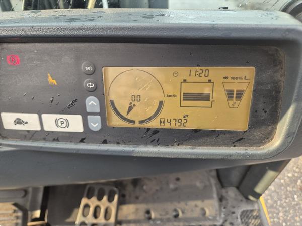 Grote foto jungheinrich efg220 2 ton 3 wieler elektrisch mast 3f480 4792 uur. agrarisch heftrucks