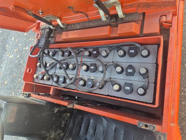 Grote foto linde e12z 02 3 wieler elektrisch mast 3f460 b.j. 2000 4600 uur. agrarisch heftrucks