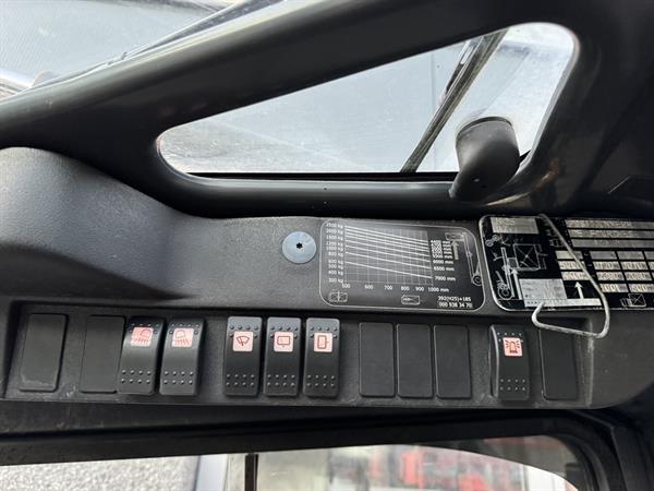 Grote foto linde h25d triplo 590 freelift sideshift vorkversteller vw diesel 2007 agrarisch heftrucks