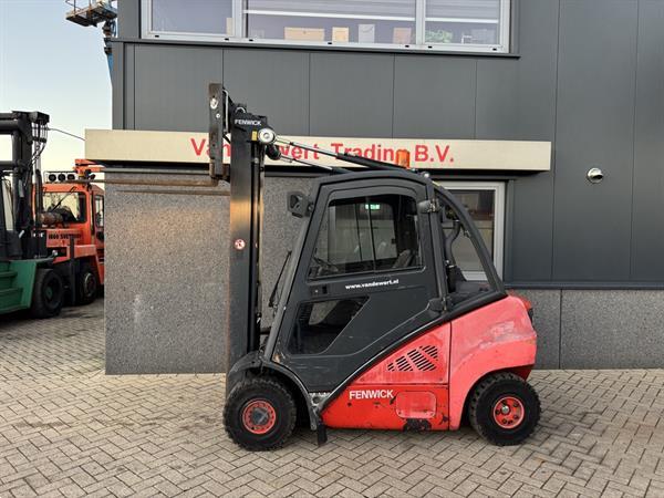 Grote foto linde h25d triplo 590 freelift sideshift vorkversteller vw diesel 2007 agrarisch heftrucks