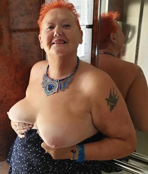 Grote foto een lekkere seks partner erotiek contact vrouw tot man