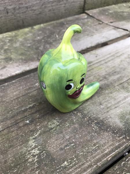 Grote foto zout en peper potjes hot chili peppers erg leuk huis en inrichting woningdecoratie