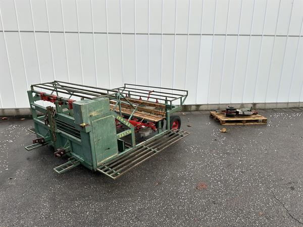 Grote foto compact bruno 160 r4 transplanter voor 4 rijen voor perskluitjes agrarisch zaaimachines