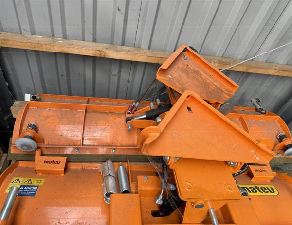 Grote foto matev schuif 160cm en wiedenmann 180cm agrarisch tractor toebehoren