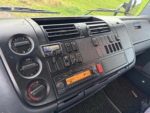 Grote foto mercedes atego 815 falcom afsleepwagen takelwagen bergingswagen depannage 470dkm apk 6 2026 doe het zelf en verbouw vrachtwagens