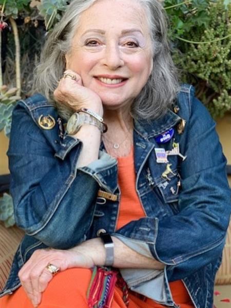 Grote foto 75 jarige dame zoekt fijne man. contacten en berichten vrouw zoekt man