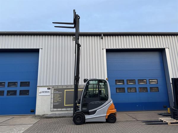 Grote foto vs 22501 elektrische triplex heftruck still rx60 30 bj2012 agrarisch heftrucks