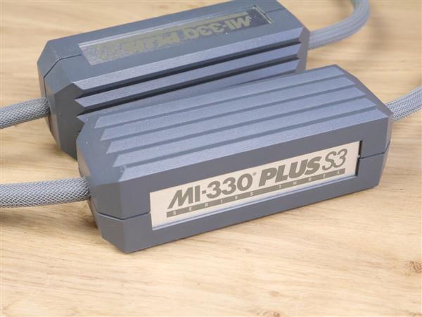 Grote foto mit mi 330 plus s3 series three audio interconnects rca 1 0 metre audio tv en foto onderdelen en accessoires