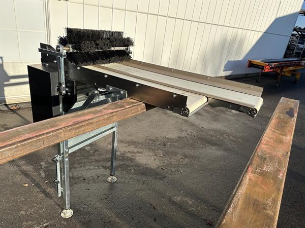 Grote foto aweta feeding belt transportband 2 rijstroken 33 cm agrarisch transportbanden