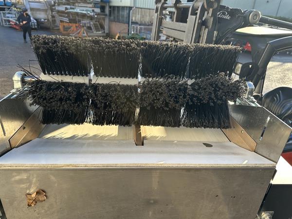 Grote foto aweta feeding belt transportband 2 rijstroken 33 cm agrarisch transportbanden