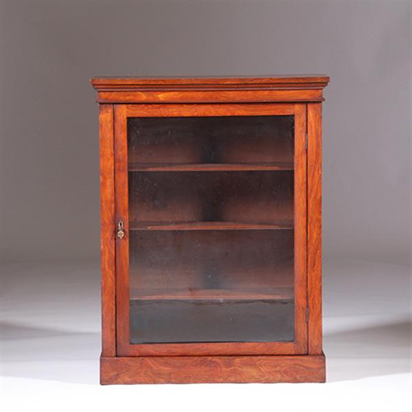 Grote foto kleine strakke notenhouten 1 deurs boekenkast of vitrine ca 1865 no.351930 antiek en kunst stoelen en banken