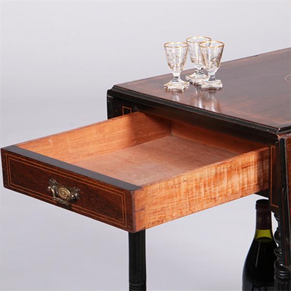 Grote foto drankentafel met 2 hangoren en lade rijk en prachtig ingelegd no.342040 antiek en kunst stoelen en banken