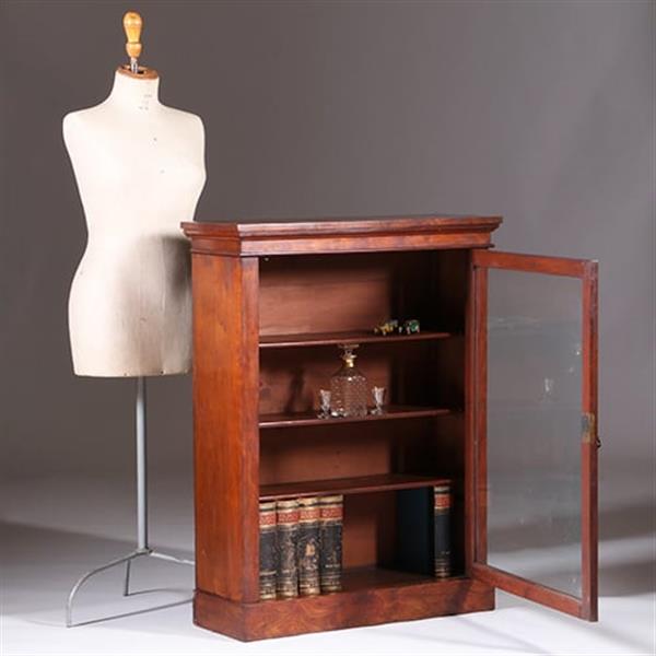 Grote foto kleine strakke notenhouten 1 deurs boekenkast of vitrine ca 1865 no.351930 antiek en kunst stoelen en banken