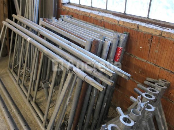 Grote foto gegalvaniseerde steigerelementen doe het zelf en verbouw onderdelen en accessoires