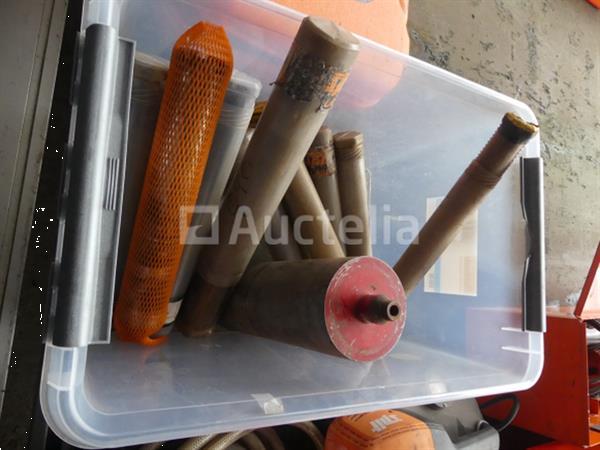 Grote foto 2 kernboormachines en diverse accessoires spit doe het zelf en verbouw ijzerwaren en bevestigingsmiddelen