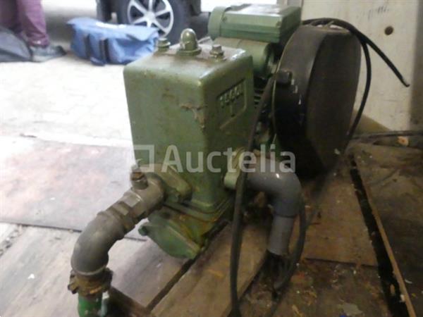 Grote foto classal waterpomp agrarisch pompen